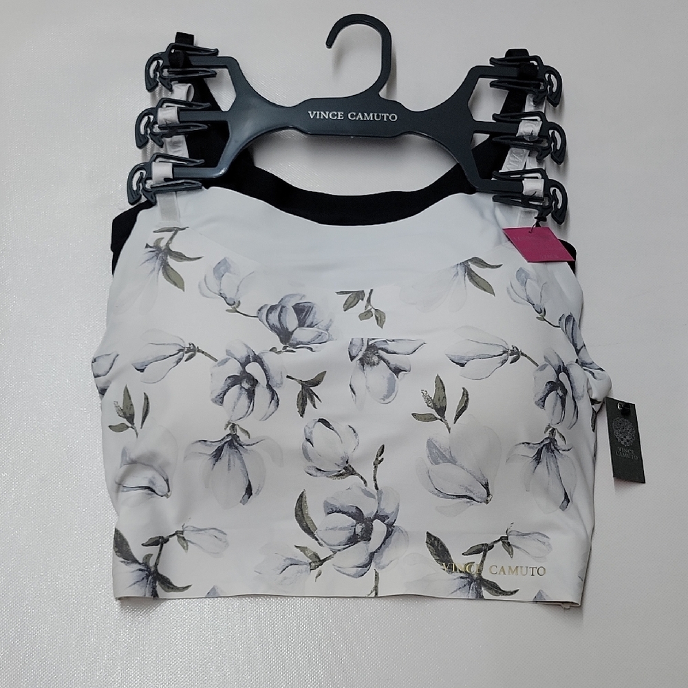Vince Camuto Black and White Floral Crop Top - Picture 1 of 10